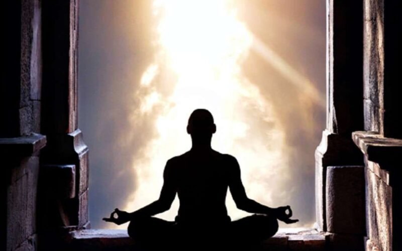 శీర్షిక:”చరిత్ర పుటల్లో”