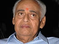 వేటూరి సుందరరామ్మూర్తి(తెలుగు సినీ గీత రచయిత)