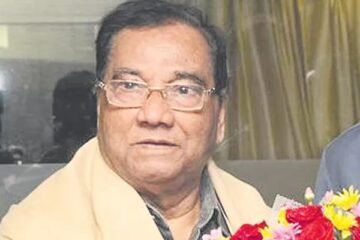 జె.బాపురెడ్డి(మాజీ ఐఏఎస్ అధికారి, కవి, రచయిత)