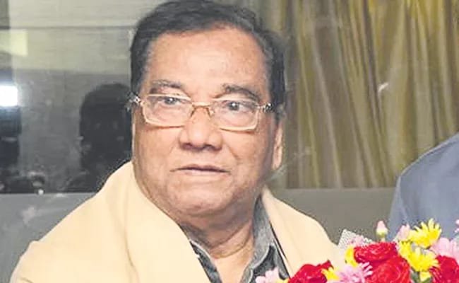 జె.బాపురెడ్డి(మాజీ ఐఏఎస్ అధికారి, కవి, రచయిత)